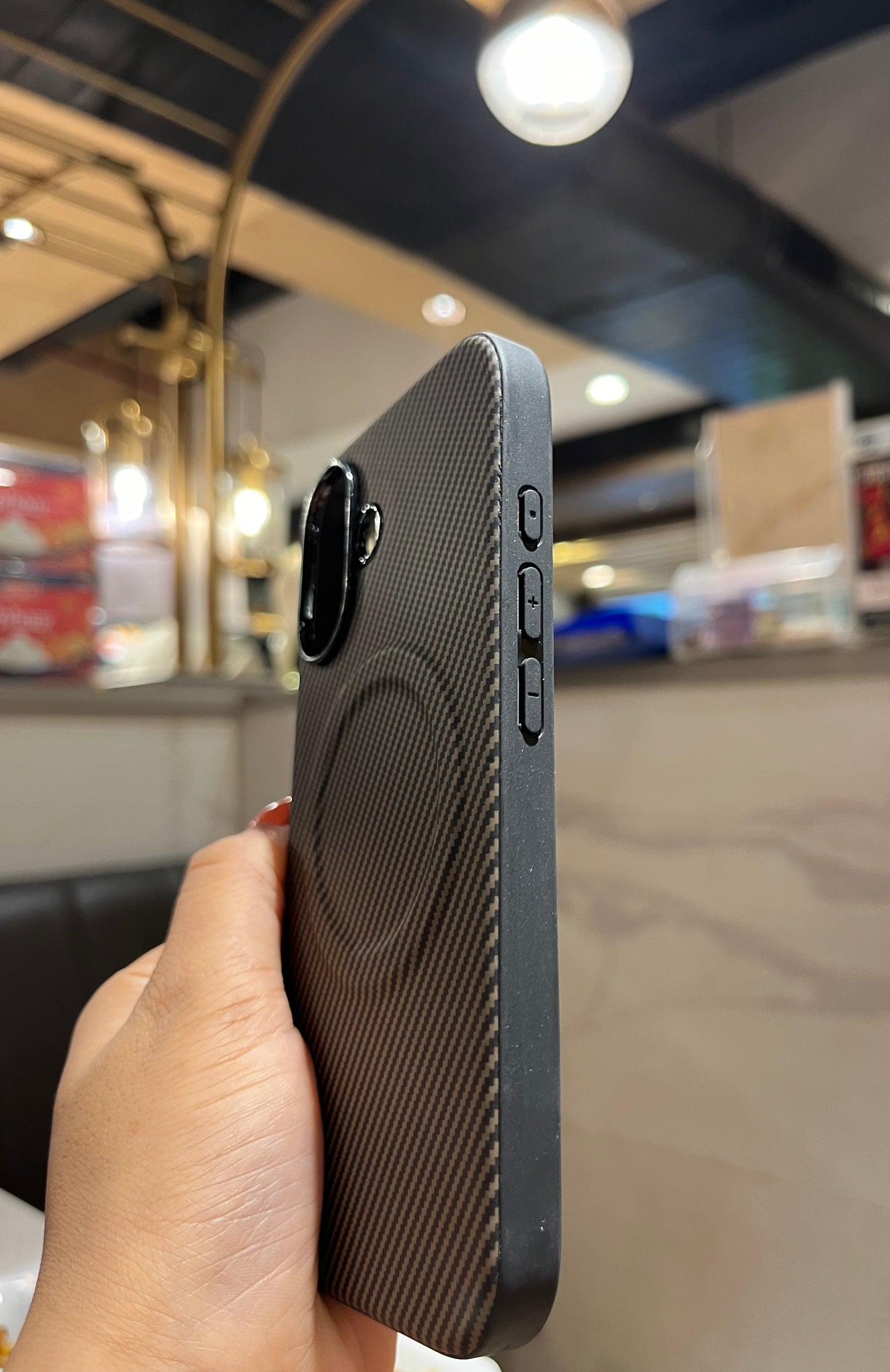 Iphone 16 Brown Cover