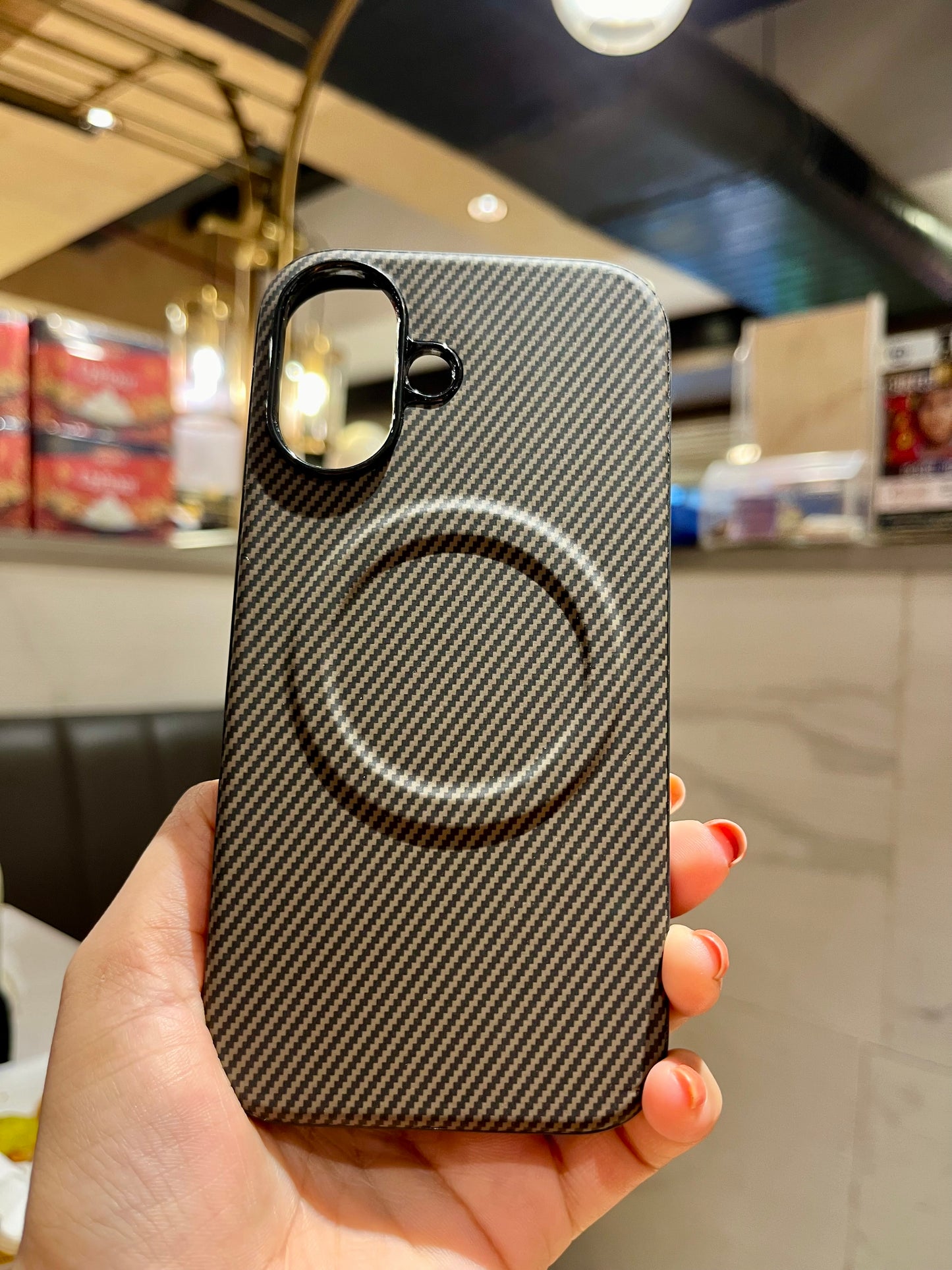 Iphone 16 Brown Cover